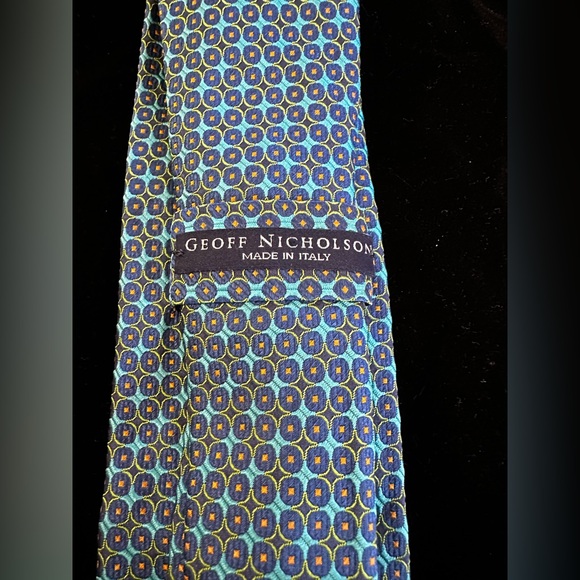 Geoff Nicholson Made in Italy Blue Circle Print Silk Tie